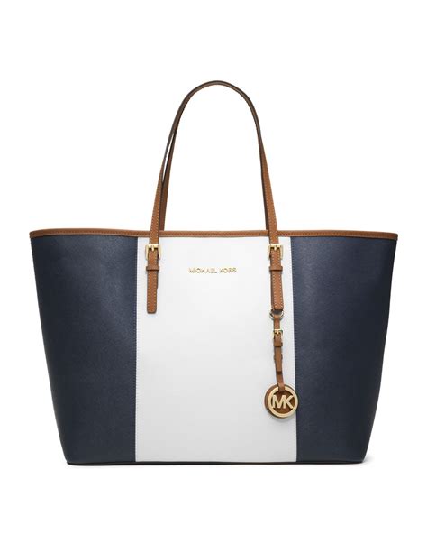 michael kors jet set macbook travel tote outlet|michael kors handbags outlet.